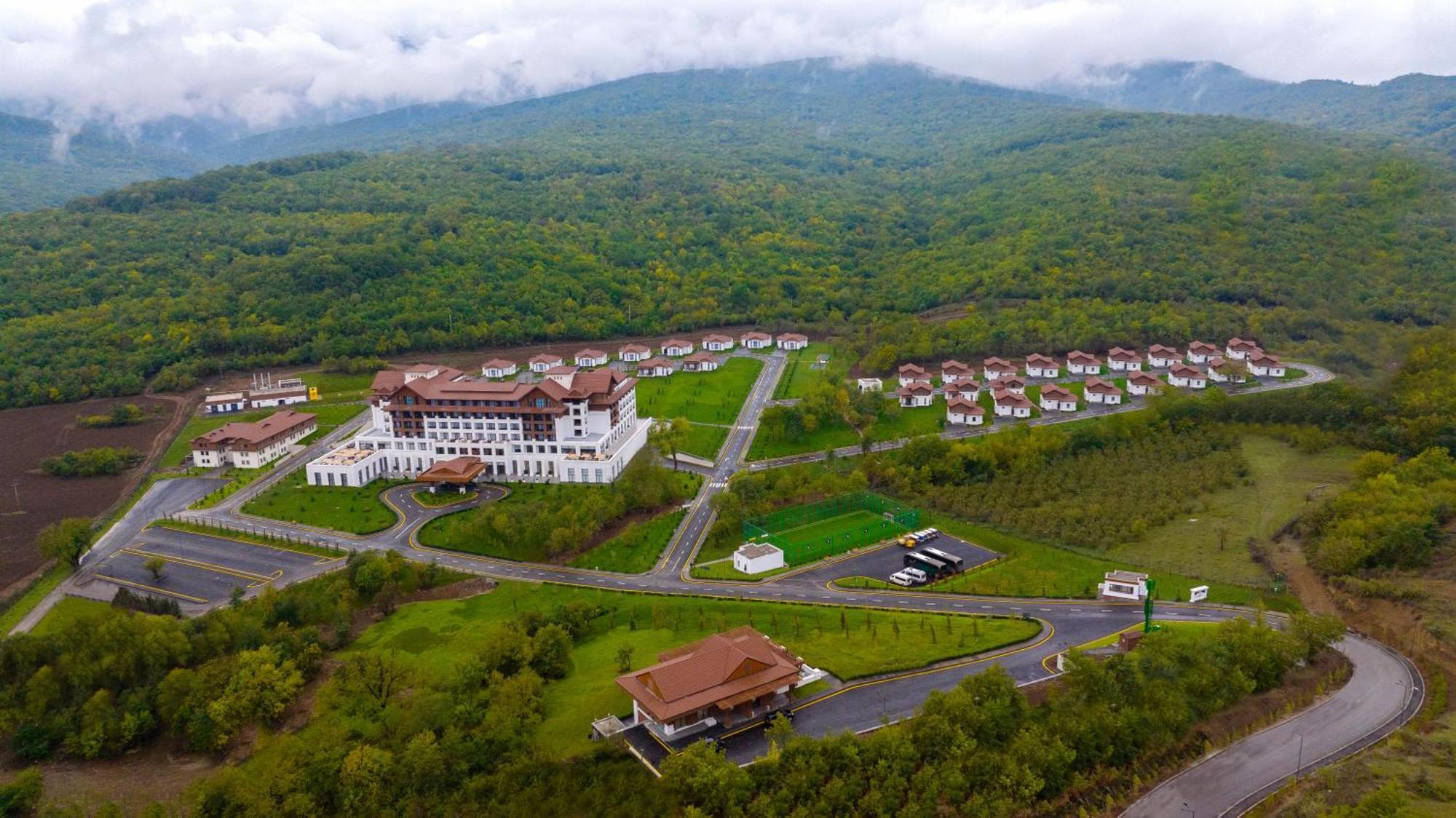 Shabran Wellbeing Resort Pirebedil' エクステリア 写真